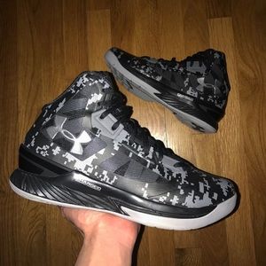 Under Armour Basketball Sneakers
